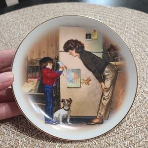 Vintage Avon Special Memories Mother's Day 1985 Porcelain Plate w/ 22K Gold Trim